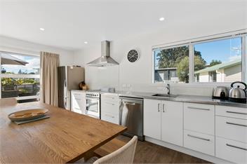 The Waihi Beach House (Bachcare) - Waihi Beach