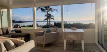 Blue Berry Bach - Stunning beach front location - Hihi
