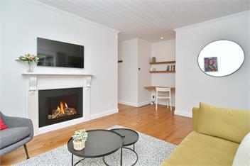 Classic Cottage, Retro Touch, walk to CDB - Otley Cottage - Christchurch