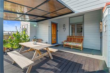 Ekhaya (Bachcare) - New Plymouth