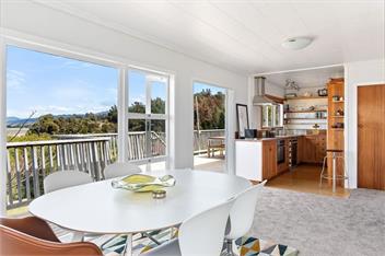 Emily's Beach House (Bachcare) - Kaiteriteri
