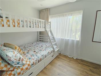 Sully’s Beach House. Spa, sauna, mini gym: 45 seconds to beach. Sleeps 7 - Mt Maunganui