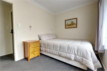 Matangi Truffle Retreat - Hamilton