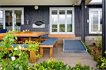 Lawn Road Retreat - Hastings