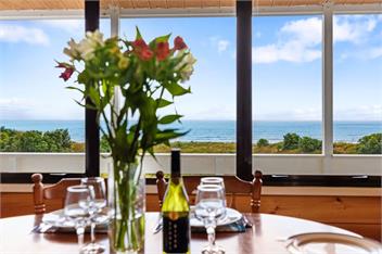 Sunny Seas Papamoa Beachfront Retreat - Papamoa