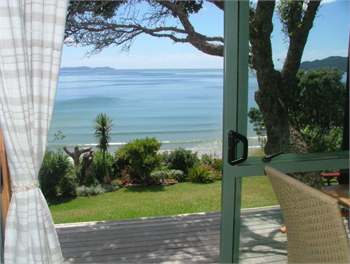Coopers Beach Retreat- the black bach - Coopers Beach 0420