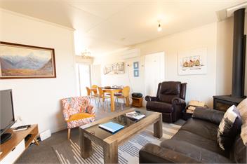 Aoraki Oasis, FREE WIFI & SkyTV - Twizel