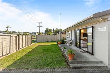 Handy Holiday Beach House  - Whangamata
