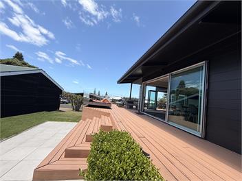 Omaha Beach House with Open-Air Living and Gulf Views - Auckland