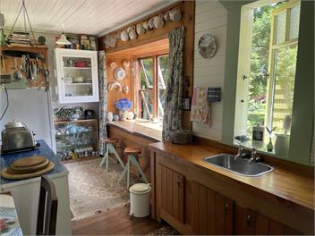 Teapot Cottage - 