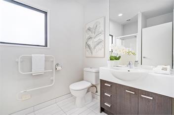 Soleil by the Sea - Beachfront Apartment - 