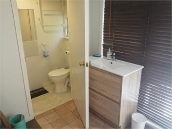 1 Beds including 1 Sofa Bed Studio, no kitchen -