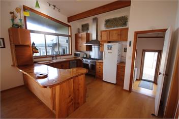 BOB - Pakawau - Absolute Beachfront - Tasman