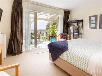 The Clipper B&B room - Mangawhai