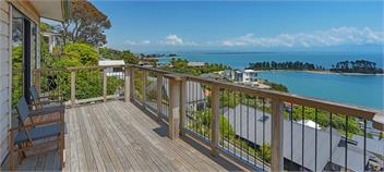 Haulashore Views - Stunning Nelson Waterfront Views! - Nelson