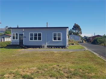 Te Honu House - includes spa pool - National Park