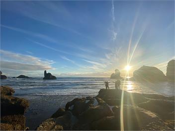 The Blue Bach 12 Mile Coast Road Motukiekie - Greymouth