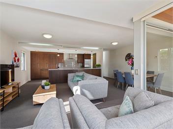 Roberts Retreat (Bachcare) - Taupo Central