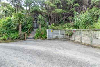 Overton Cottage (Bachcare) - Akaroa