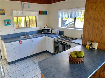 Frangipani Holiday Home - FREE WIFI - Rarotonga