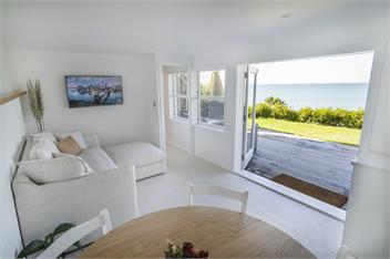 Whale Bay Surf Bach - 