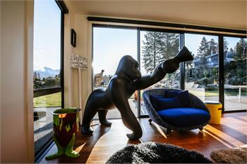 Mt Roy Terrace - Spa Pool - Extensive Artwork Collection - Wanaka