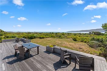 Island View Beach House (Bachcare) - Paraparaumu