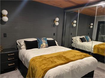 Views Forever! Renovated 4Bed Oasis 5 mins to CBD - Queenstown
