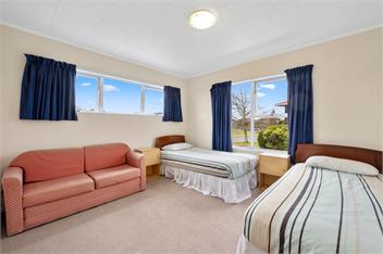 The White House (Bachcare) - Wharewaka
