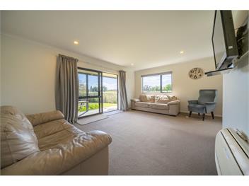 Cosy Lakeside (Bachcare) - Manapouri