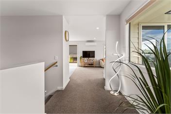 Penny Haven - Lake & Mt Tauhara views, top location in Taupo - Taupo
