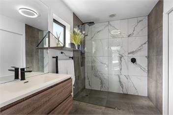 Sun Kissed Pool Villa (Bachcare) - Mangawhai