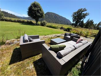Waimanu Guest House - 