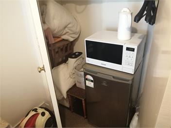 1 Beds including 1 Sofa Bed Studio, no kitchen -