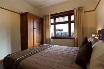 Clarence Cottage - (Christchurch City and Country Cottages) - Christchurch