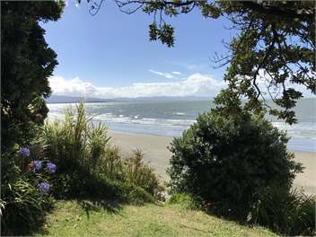 Pohara Beachfront Bliss - Pohara