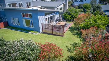 PETES BEACH HOUSE. - WARKWORTH