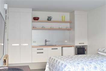 Days Bay Studio: beach, bush, privacy & location - Lower Hutt
