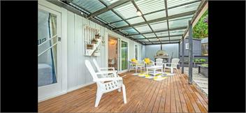 Beachy Bach - With Brand New Spa Pool! - Foxton Beach