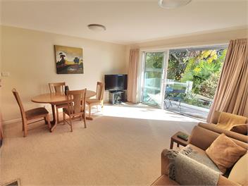 Kimberley Two - Nelson Waterfront Apartment - Nelson