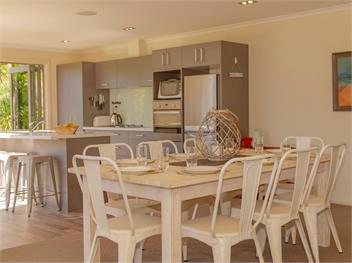 Cooks Getaway (Bachcare) - Cooks Beach