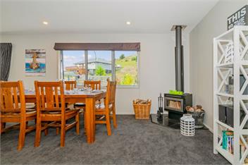 The Blue Rendevous (Bachcare) - Whangamata