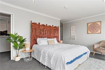Sunrise, Seaviews and BBQs (Bachcare) - Papamoa