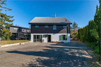 Chalet Mahuta (Bachcare) - Five Mile Bay