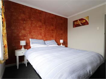 Mokonui Cottage (Bachcare) - Te Anau