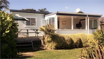 Blue Berry Bach - Stunning beach front location - Hihi