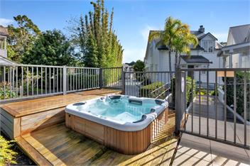 Russell Cottages (Bachcare) - Russell