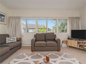 Bach Life on Seabreeze (Bachcare) - Whangamata