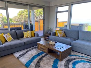 Majestic Palm Cove – cliff top Arkles Bay - Whangaparaoa