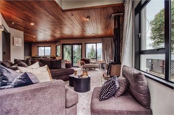 Views Forever! Renovated 4Bed Oasis 5 mins to CBD - Queenstown